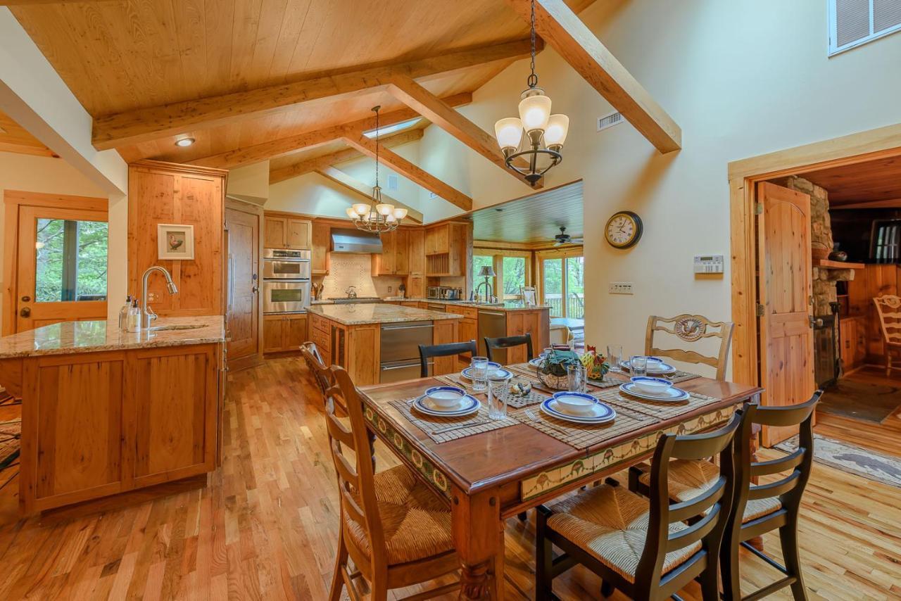Graystone Cottage Blowing Rock Exterior photo