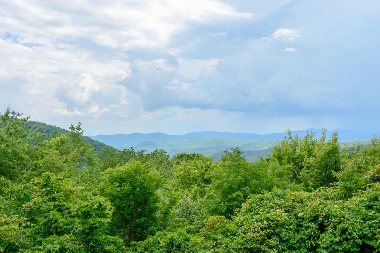 Graystone Cottage Blowing Rock Exterior photo